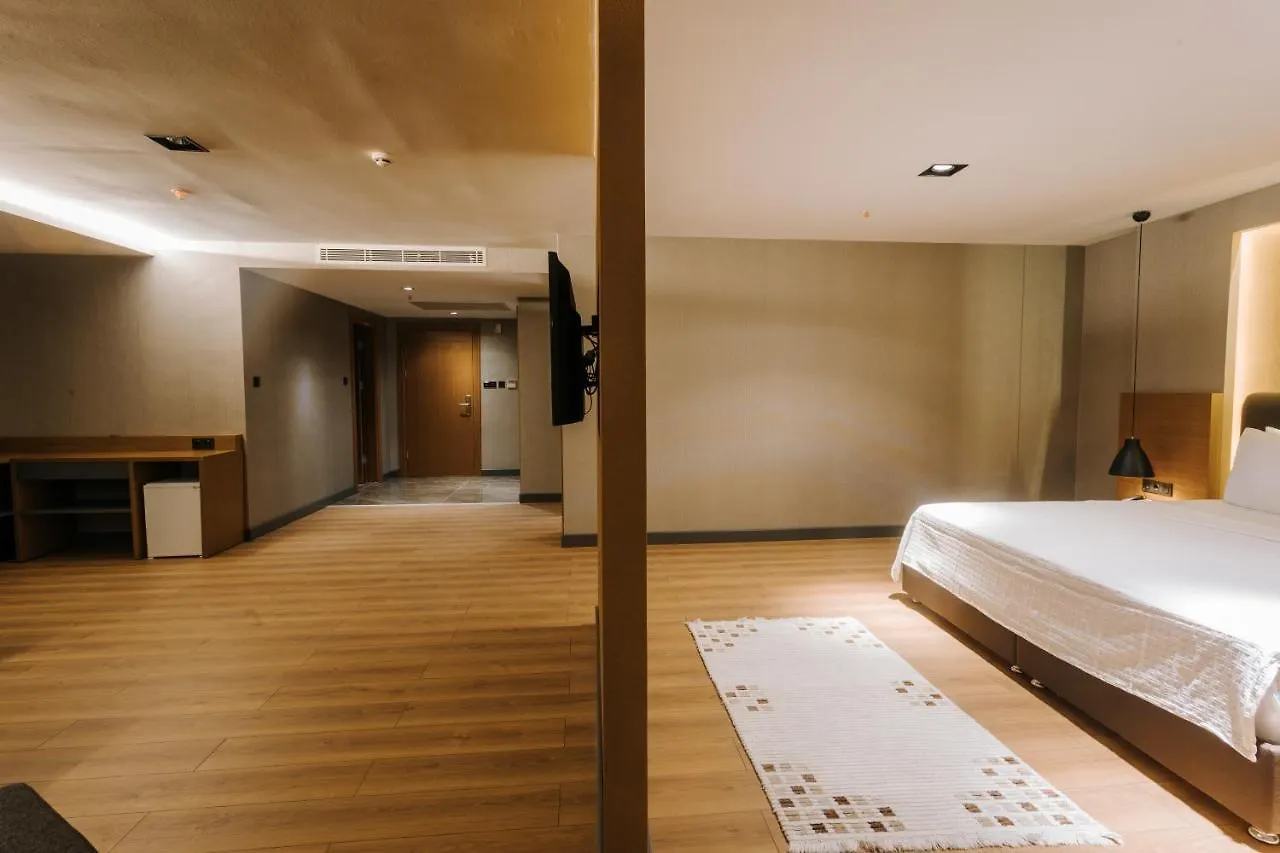 Bed & Breakfast Beyaz Butik Otel Pelitli  Turkey